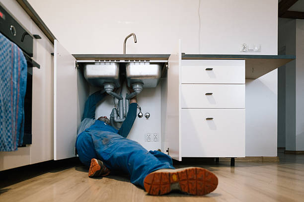 Professional Drain Cleaning technician working in Glendale, OH